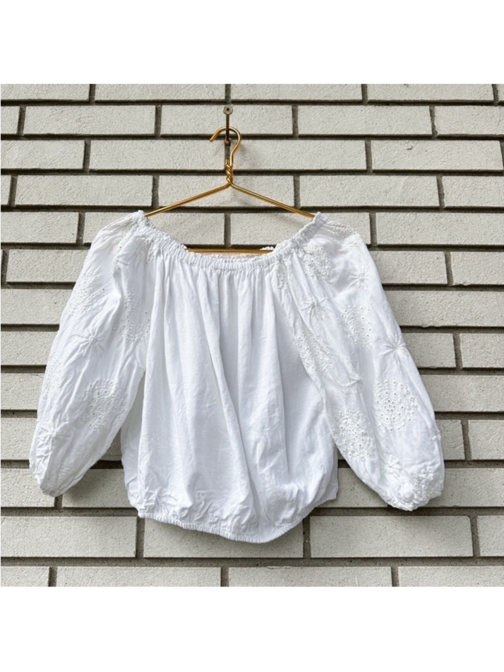Cynthia Rowley White Linen Eyelet Peasant Blouse Small Off Shoulder Boho Top